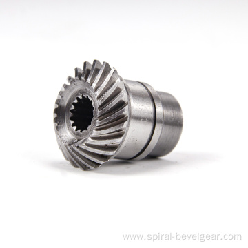 Spiral bevel gears for heavy industrial robot joints